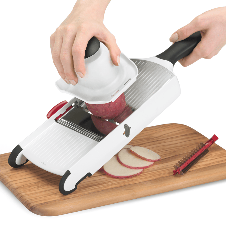 Browne Canada Foodservice Dice, Slice, Shred Each Browne 747199 CUISIPRO Hand Held Mandolin with 3 Blades 36x10cm | Denson CFE
