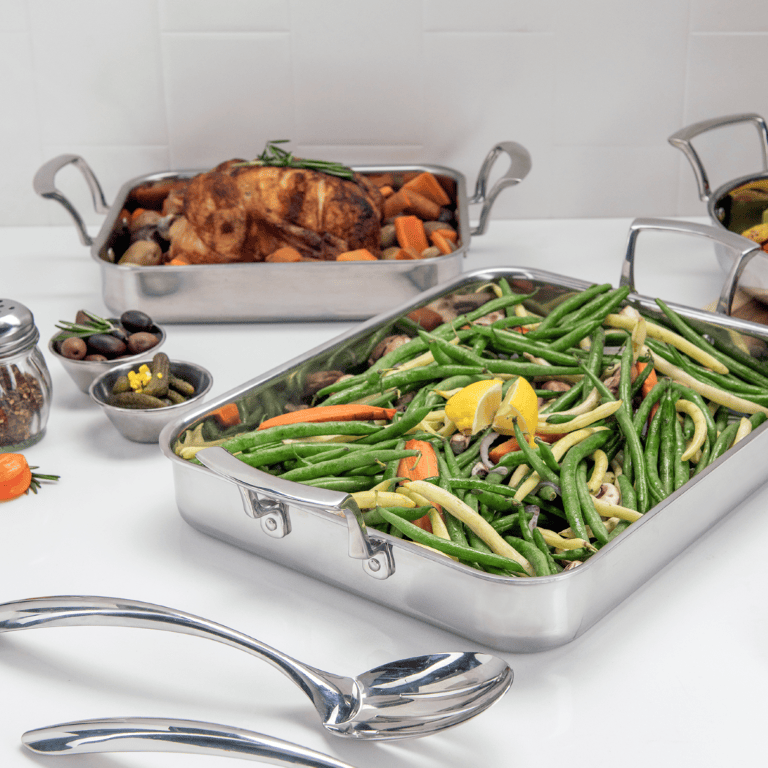 Browne Canada Foodservice Smallwares Each Browne 5724176 THERMALLOY Roast Pan Stainless Steel 4.6qt / 4.4L 14" x 11.4" x 2" / 36 x 29 x 5cm | Denson CFE