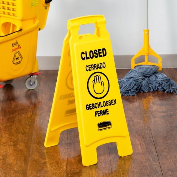 Rubbermaid Canada-MDS Essentials Each / Yellow Rubbermaid FG611278 YEL Multi-Lingual Floor Closed Sign - 2 Sided, Yellow